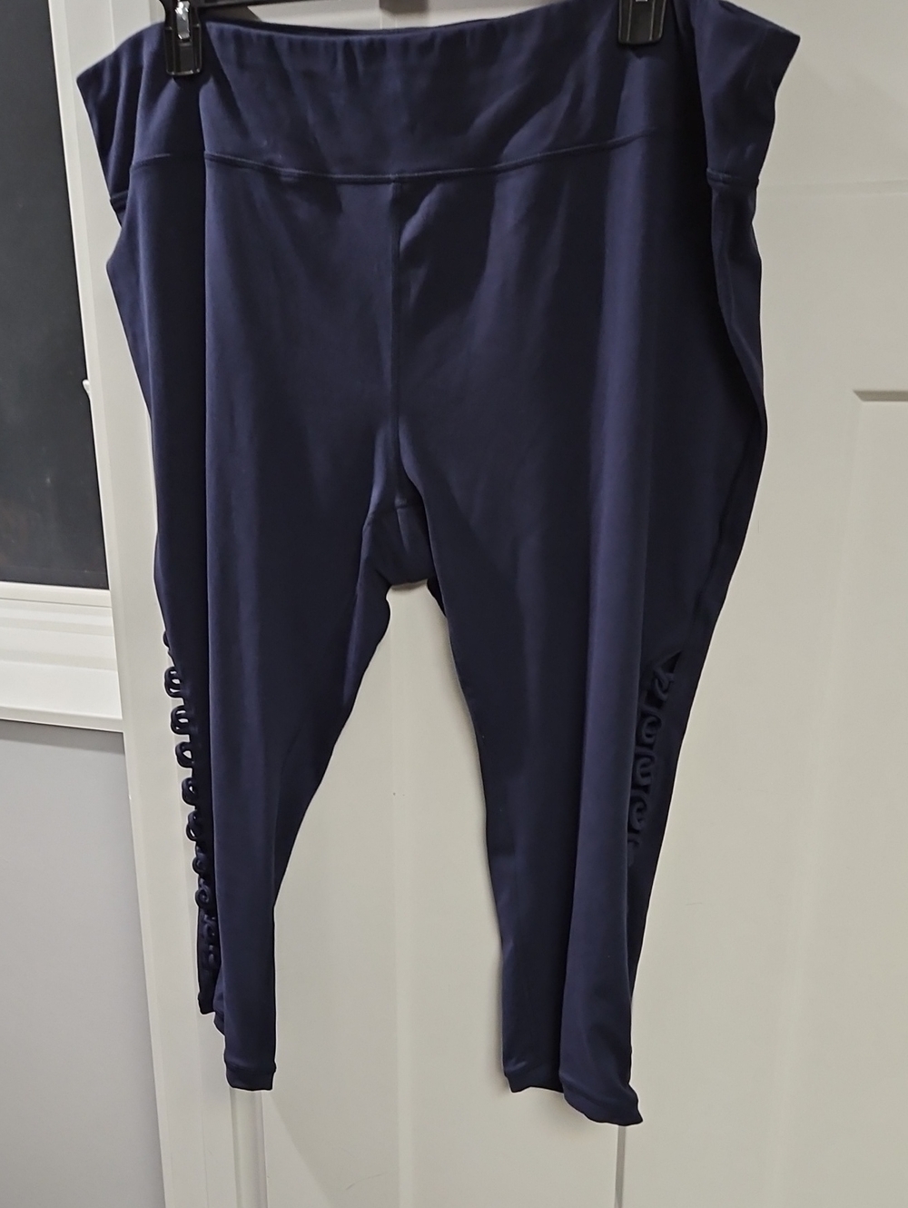 MTA Sport Navy Capri Leggings with Side Detail
